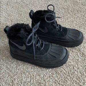 Unisex Kids Nike ACG Woodside Chukka 2 Boots